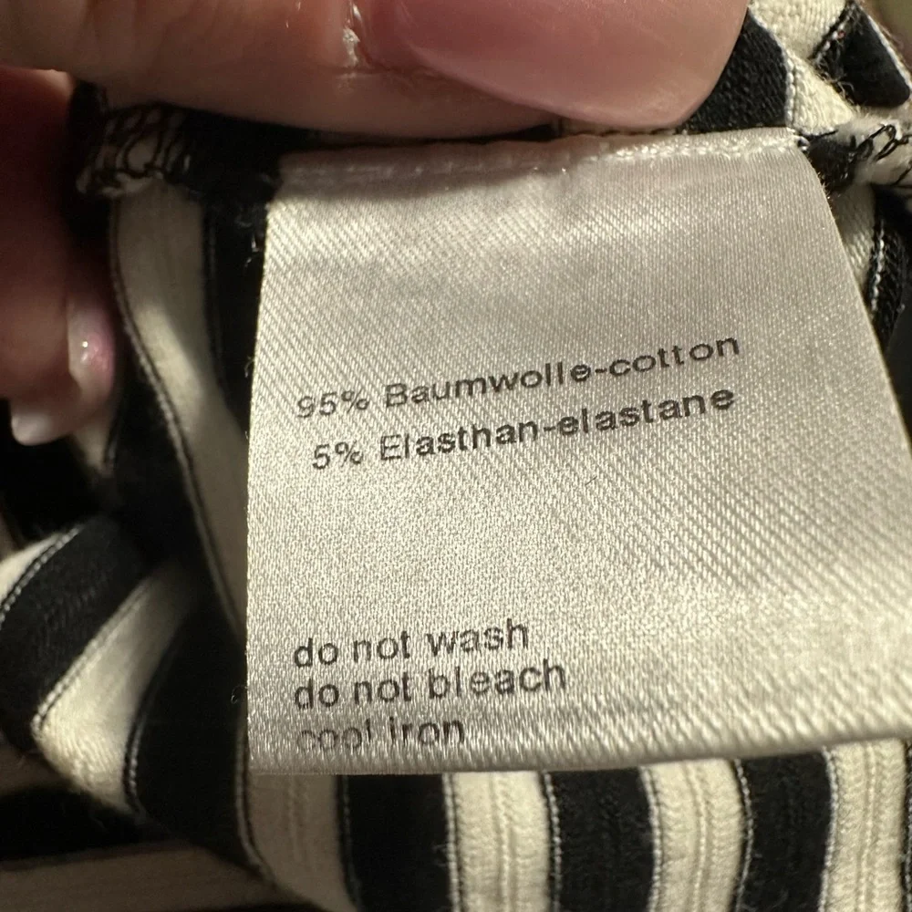AKRIS Punto black and white striped top size 14. Beautiful see through detail - Picture 2 of 12